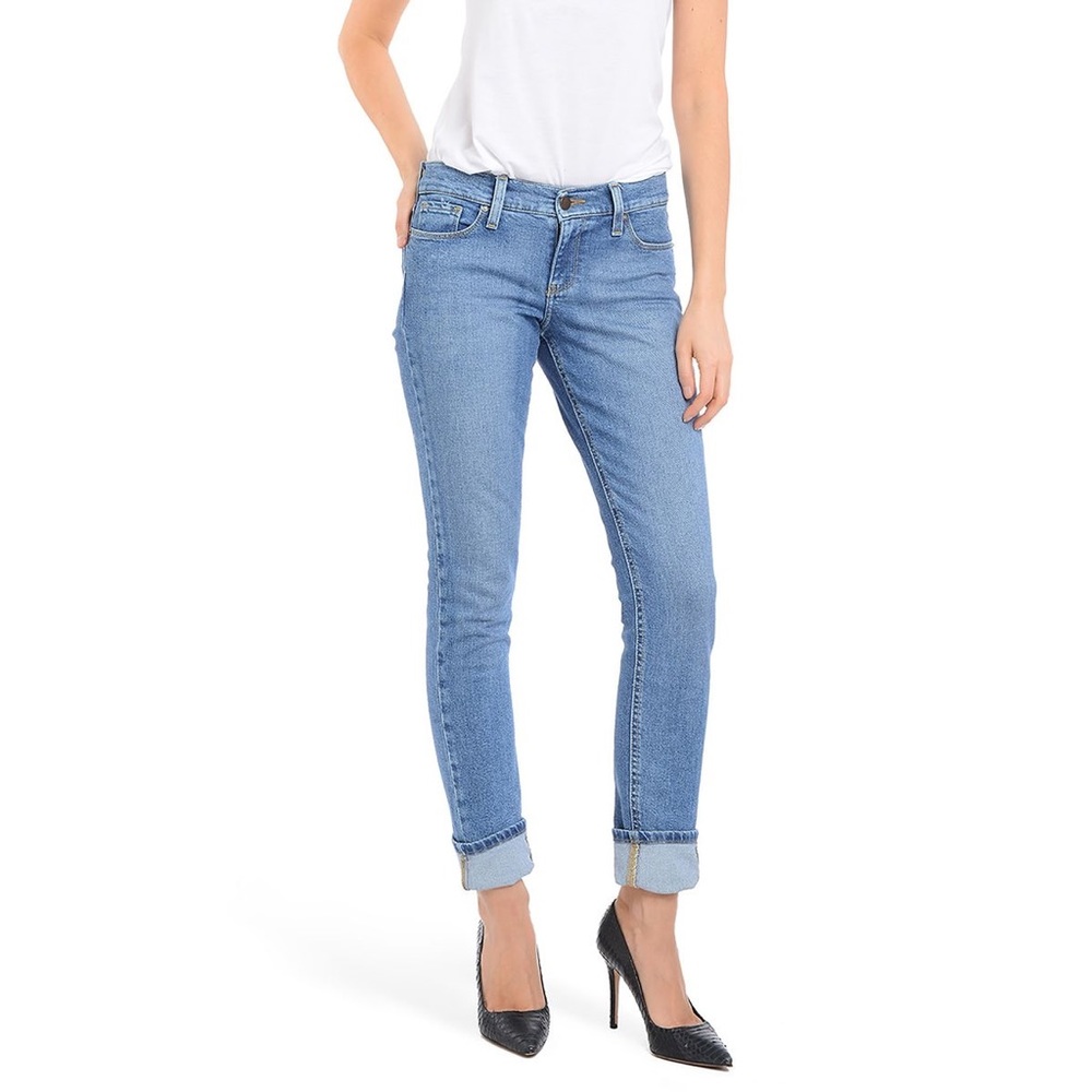 NWOT Mott & Bow Light Blue Benson Boyfriend Jeans